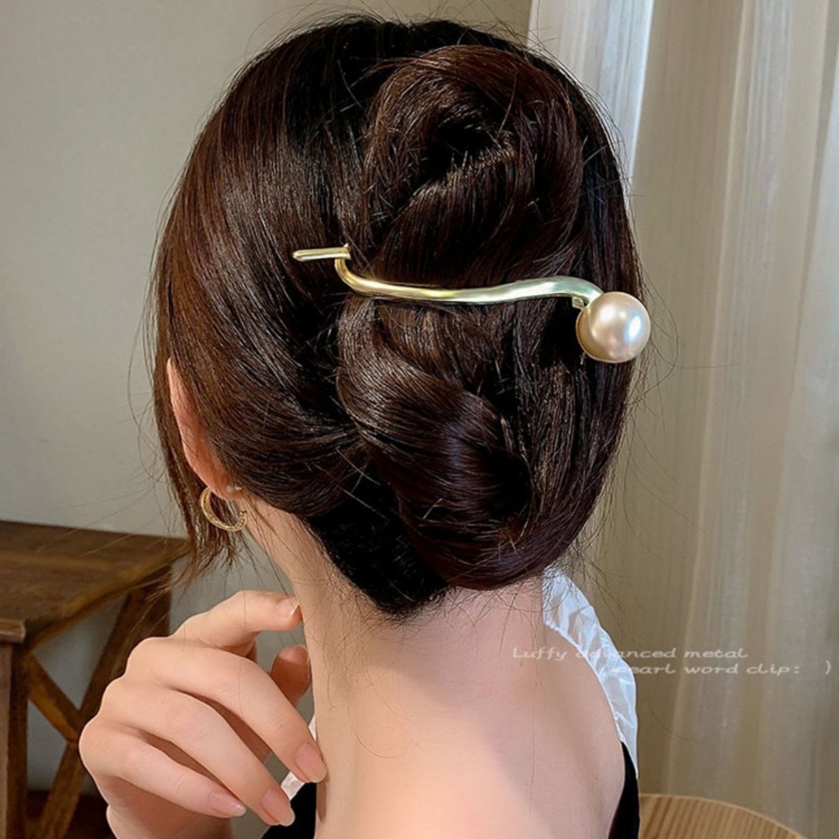 エレガントなグリッターパールヘアクリップ レディース トレン - Korean Daily Lifestyle のレビューと価格