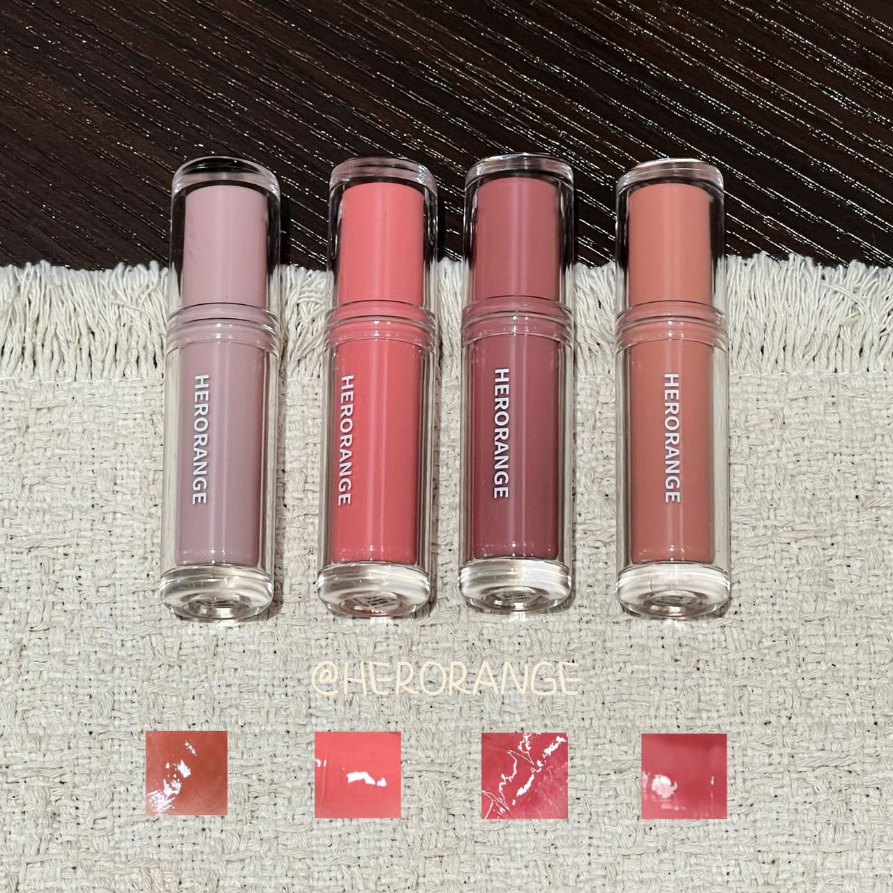 ハロレンジ リフレッシングミラーリップグレイズ 保湿ウォータ - Lip Tint Korean のレビューと価格
