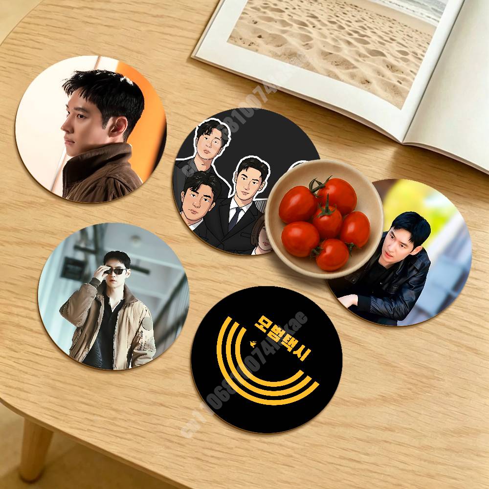 タクシー運転手キム・ドギ韓国ドラマドリンクカップ用ラウンドコ - Lifestyle Korean Drama のレビューと価格